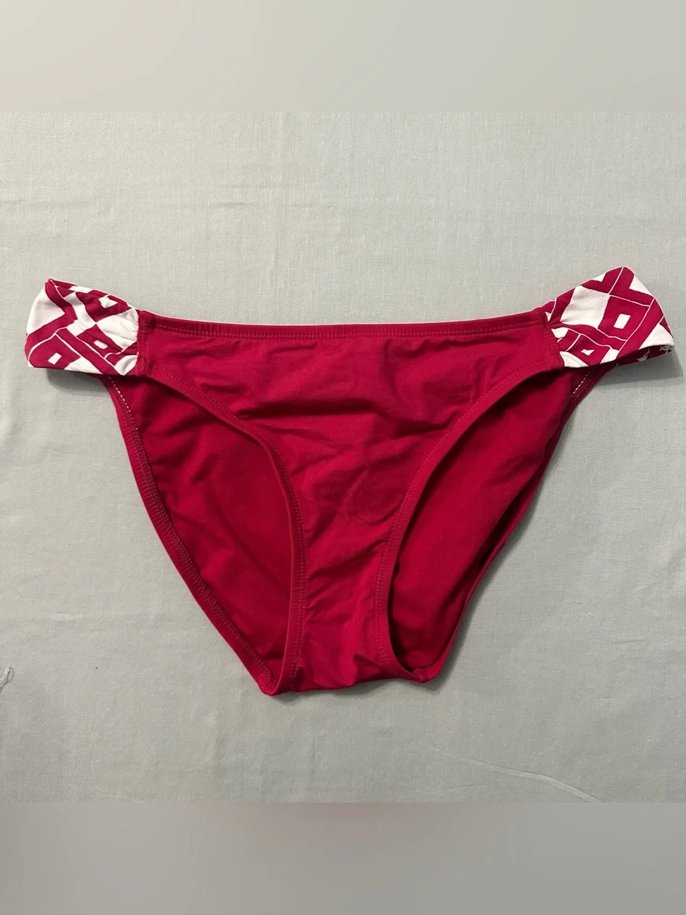 JAG Swimwear 2 Piece Tankini Medium Pink Red White Geometric Halter Top Bikini